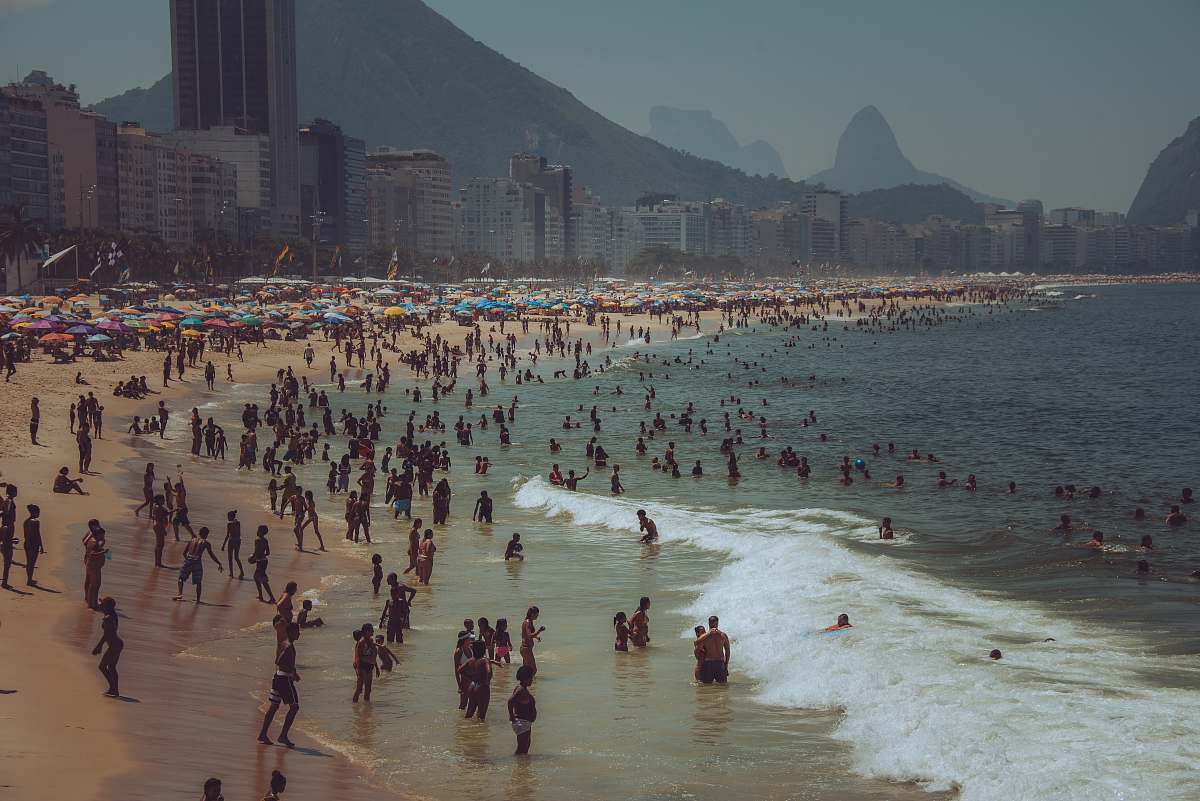 rio de janeiro people on beach copacabana beach